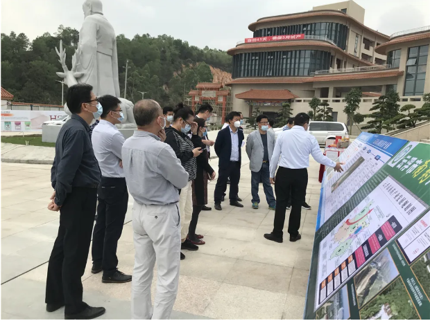 國家現代農業產業園實地核查工作組到衍生健康醫藥產業園指導南藥產業園建設