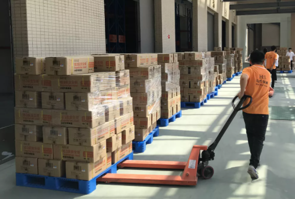 繁衍生命，生生不息丨衍生健康醫藥向云城區扶貧辦公室捐贈價值180萬元的公益